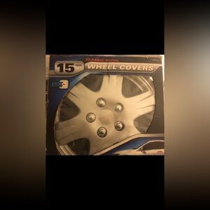 AUTOSMART CLASSIC SERIES WHEEL COVERS Brand new in box SET OF (4) 15"